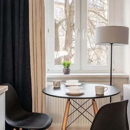 Rentplanet - Srodmiescie Διαμέρισμα